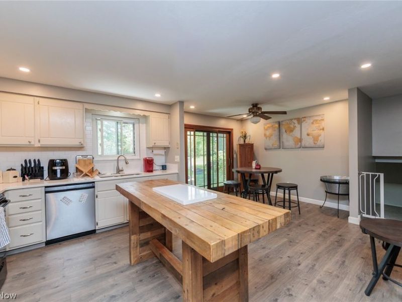 6065 Avon Belden Road, North Ridgeville, OH 44039 Photo 16