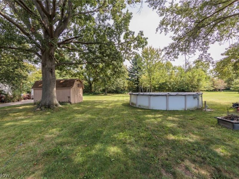 6065 Avon Belden Road, North Ridgeville, OH 44039 Photo 5