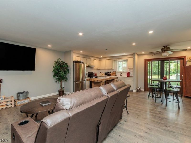 6065 Avon Belden Road, North Ridgeville, OH 44039 Photo 9