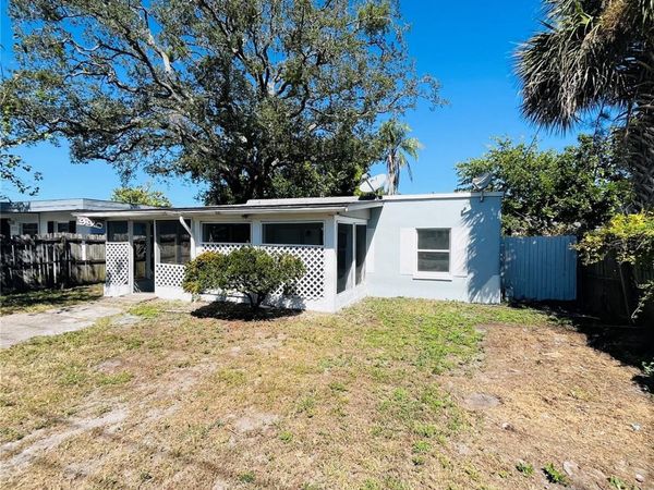 920 E SENECA AVENUE, TAMPA, FL 33612