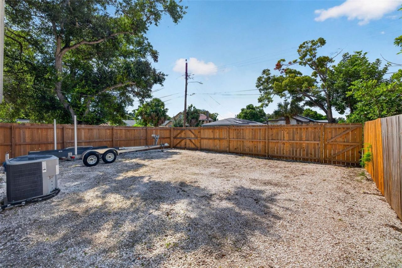 4666 11th Avenue S, Saint Petersburg, FL 33711 Photo