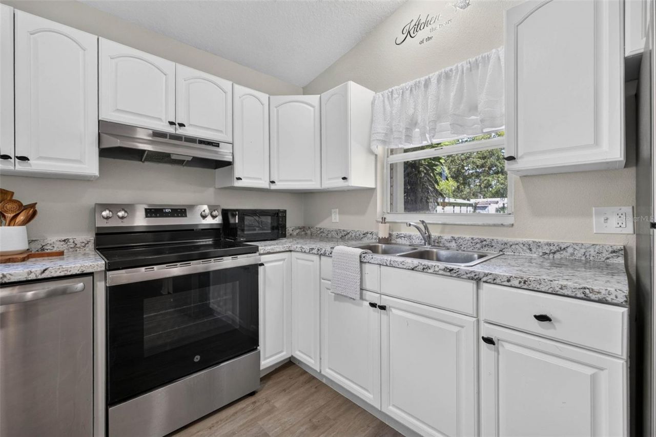 4666 11th Avenue S, Saint Petersburg, FL 33711 Photo