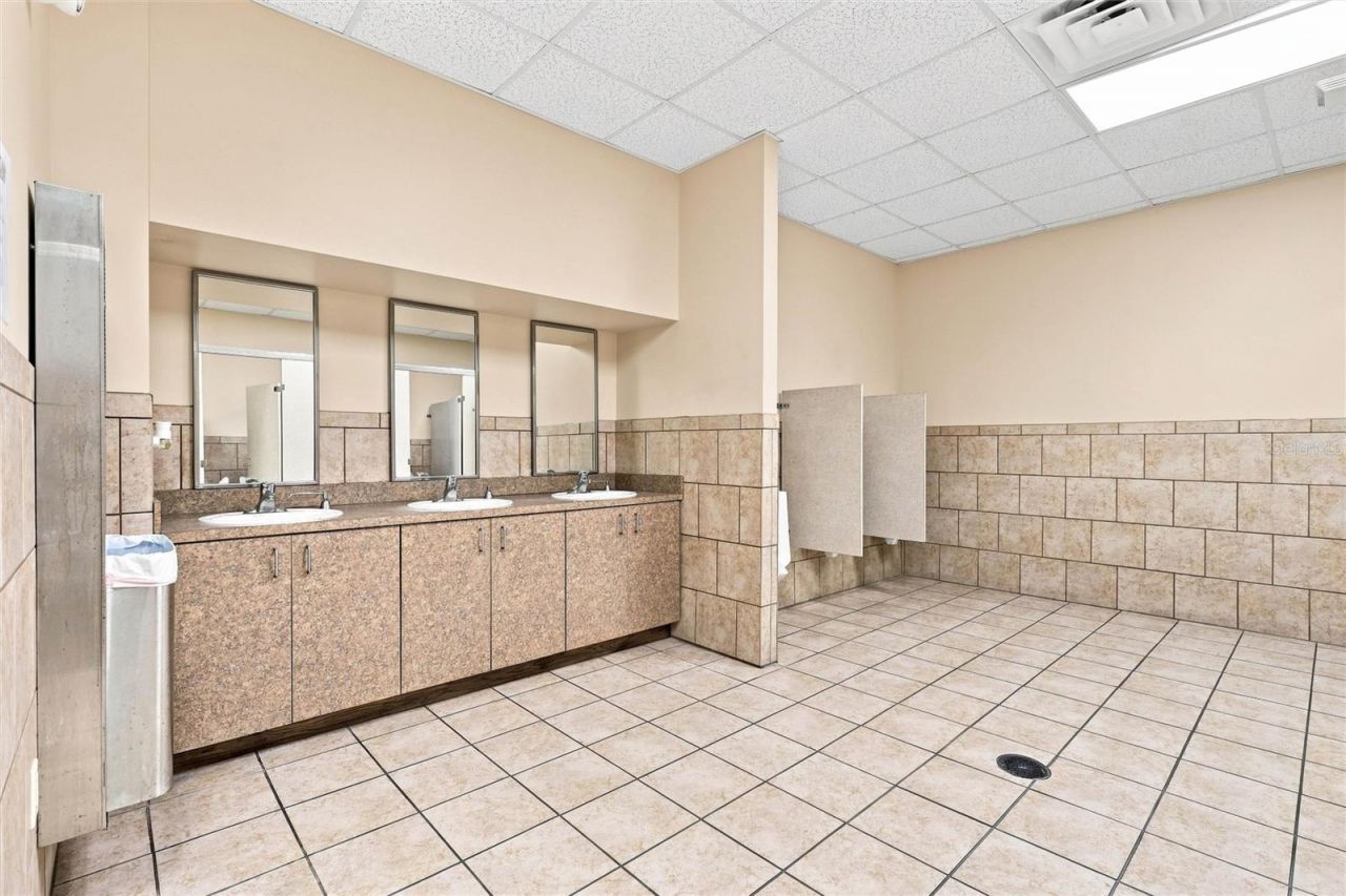 7602 Kenya Street, Jacksonville, FL 32208 Photo