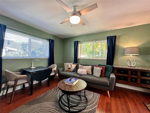 2431 Washington St, Unit 2, Hollywood, FL 33020