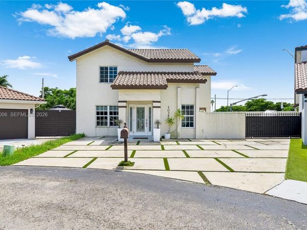 10350 SW 136th Ct , Miami, FL 33186