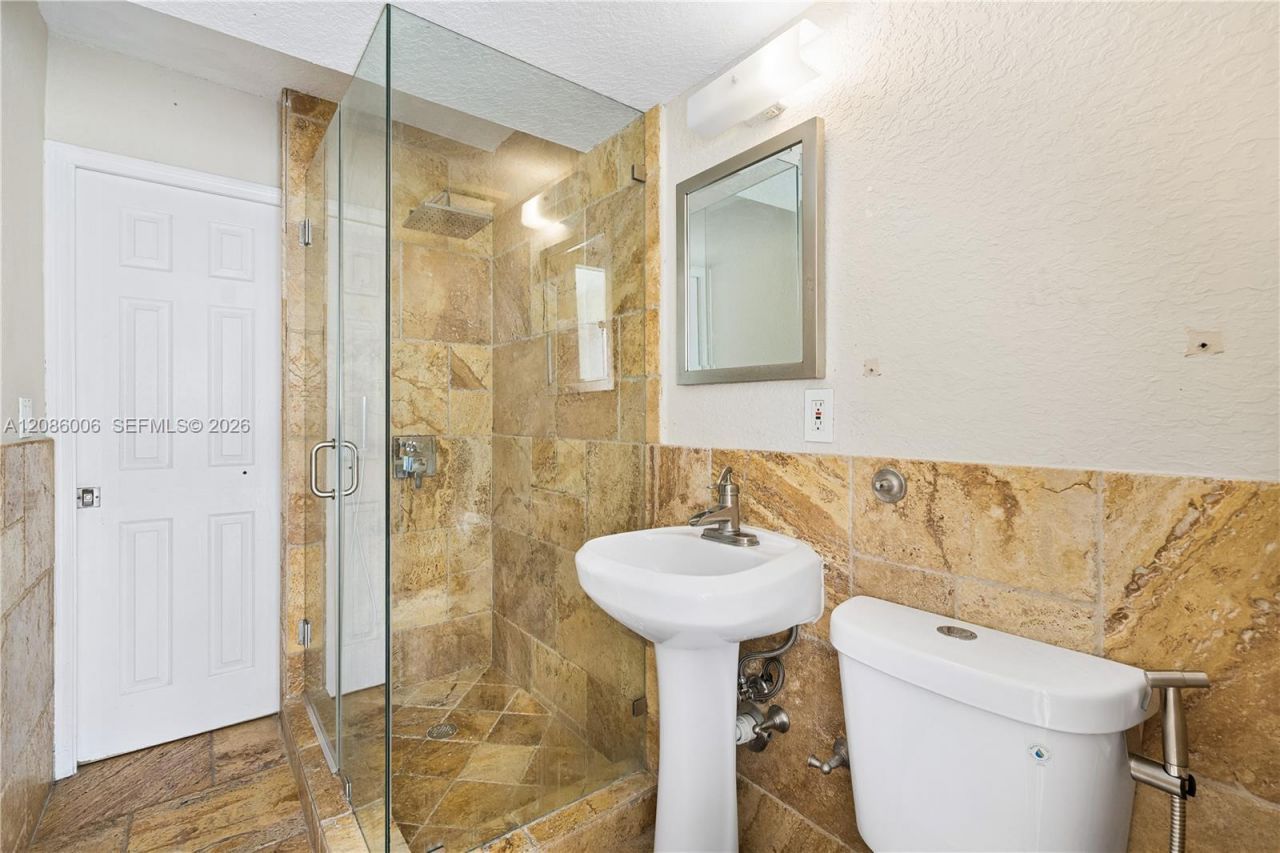 10350 SW 136th Ct, Miami, FL 33186 Photo