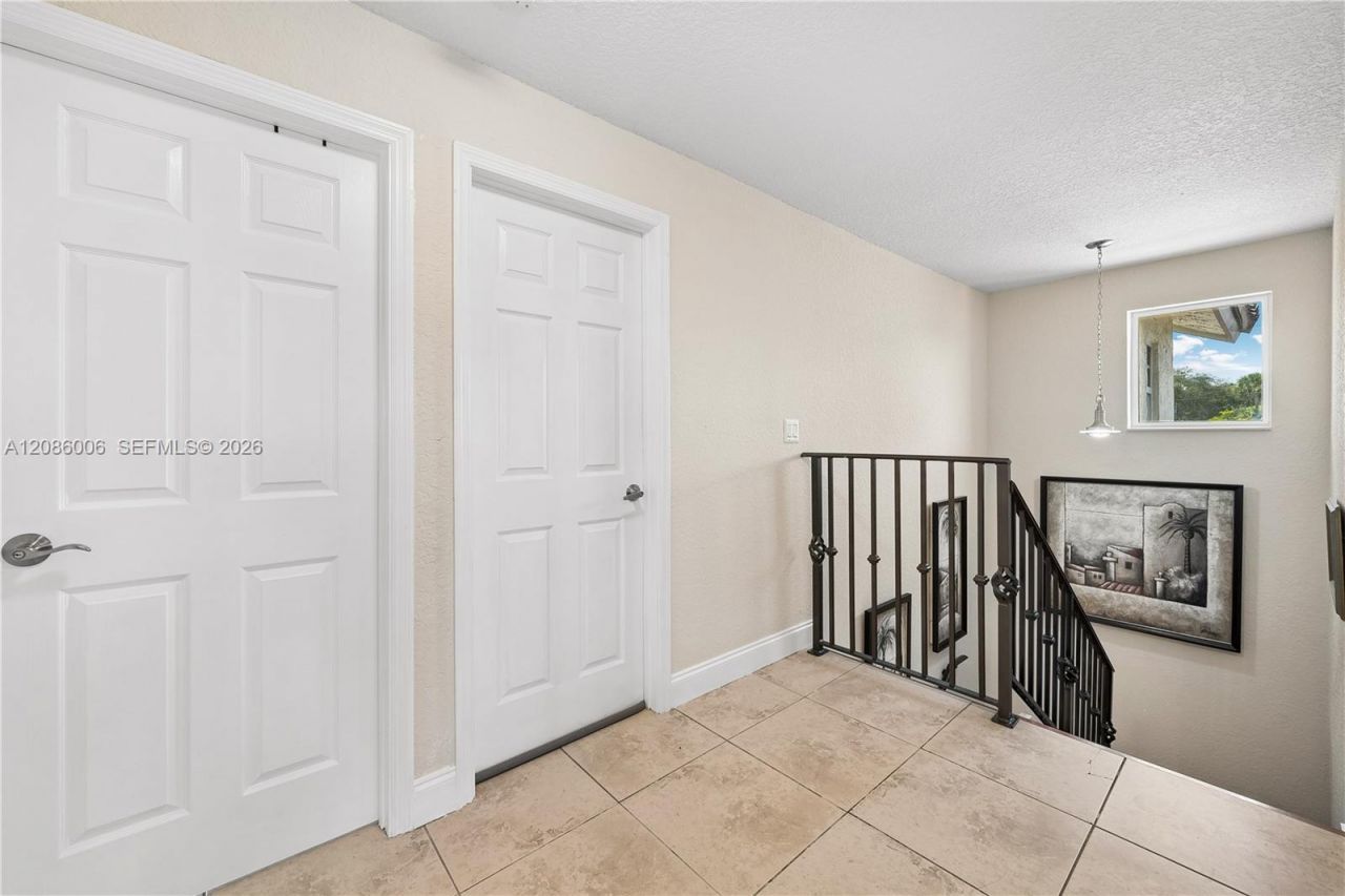10350 SW 136th Ct, Miami, FL 33186 Photo