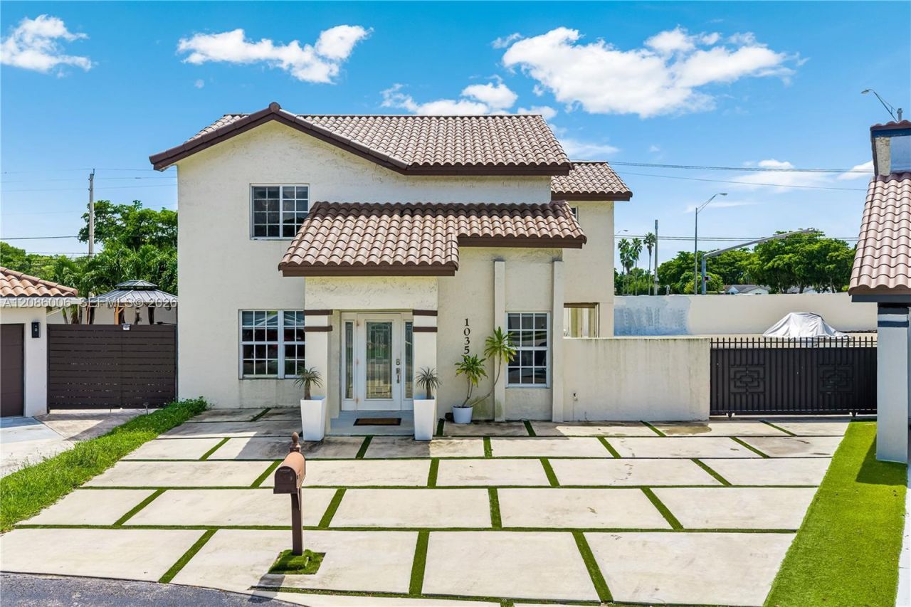 10350 SW 136th Ct, Miami, FL 33186 Photo
