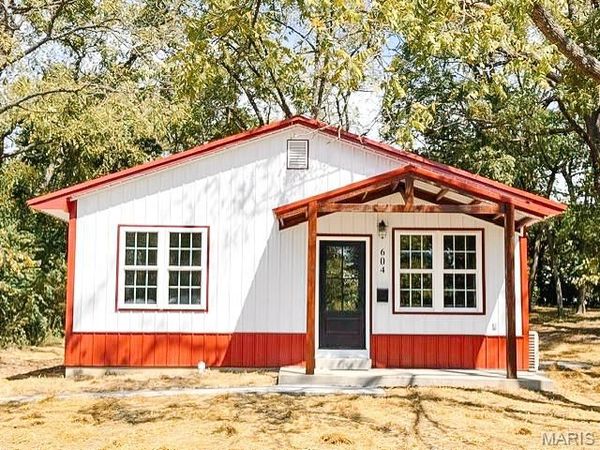 604 E Third , Salem, MO 65560