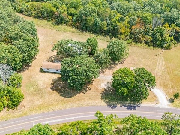 14456 Highway FF , Vichy, MO 65580