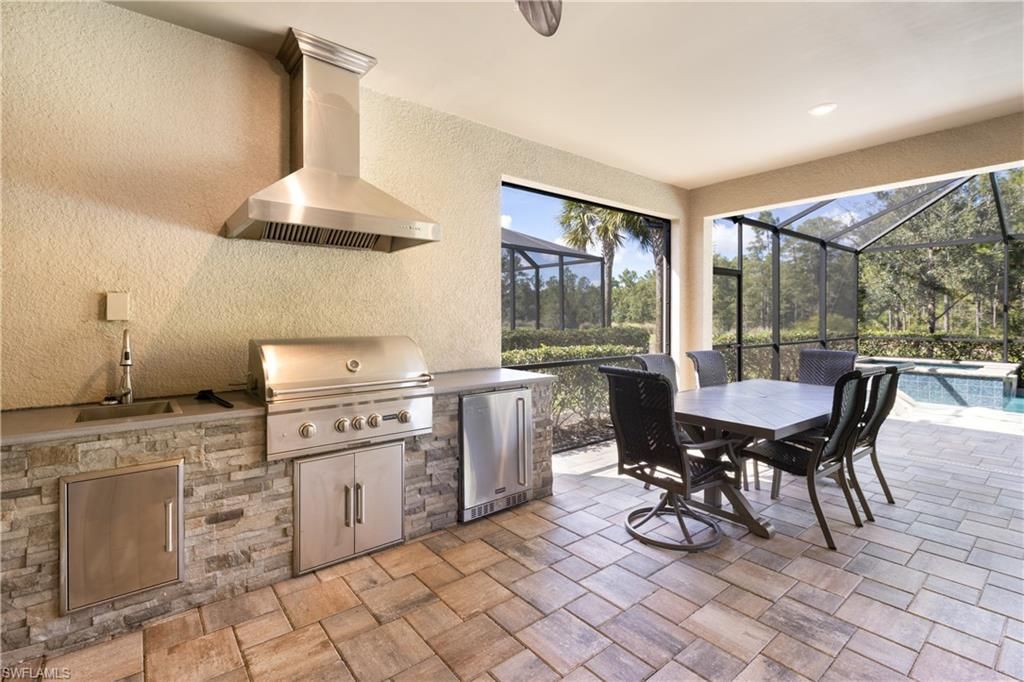 7700 Winding Cypress Dr, Naples, FL 34114 Photo