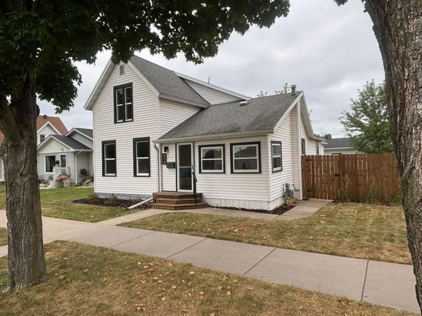 514 N Prairie Street , Lake City, MN 55041