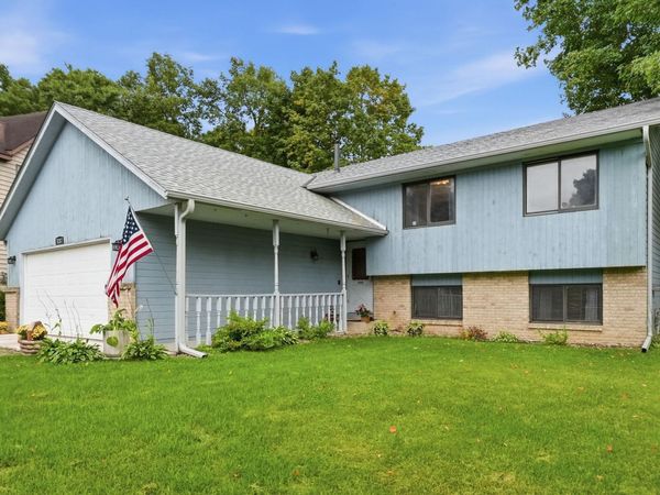 3287 Spruce Trail SW, Prior Lake, MN 55372