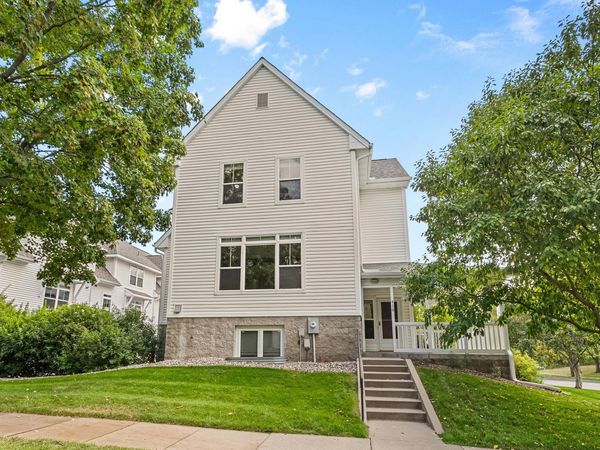 416 Duke Street , Saint Paul, MN 55102