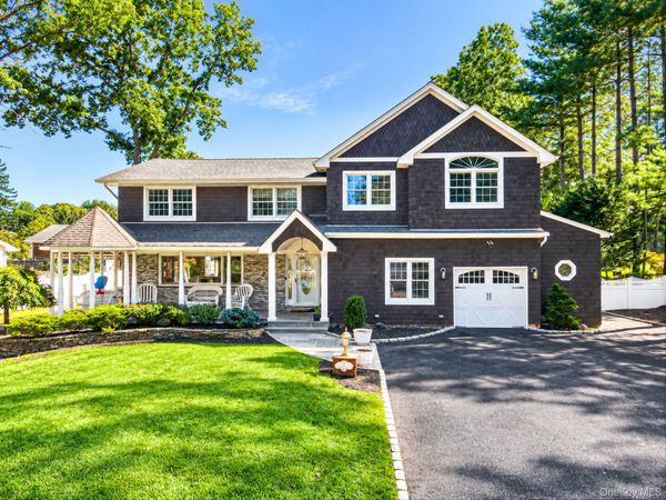 3 Saggese Lane , Nesconset, NY 11767