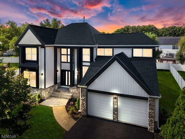 7 Hauser Ln, Old Bridge, NJ 07747