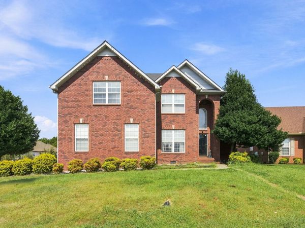 3613 Bentfield Dr , Antioch, TN 37013