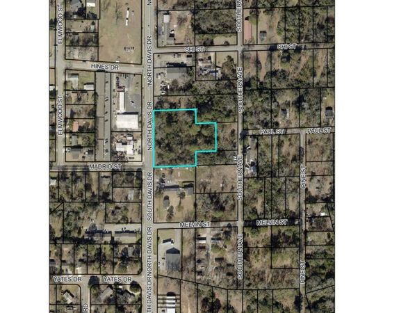 810 N Davis Drive, Warner Robins, GA 31093