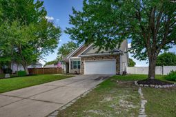 109 Spring Tyme Lane photo 4