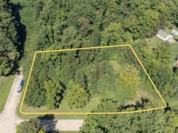 W Abbott Street , Wakeman, OH 44889