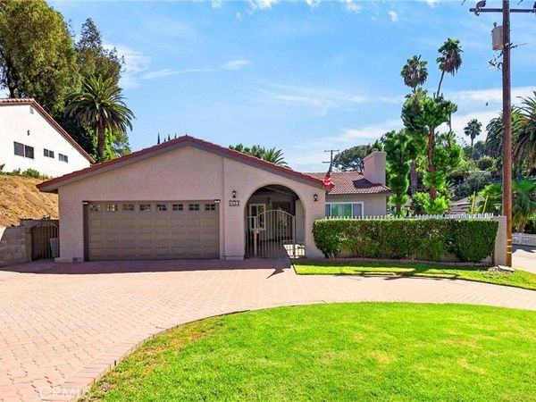800 N Arroyo, Fullerton, CA 92833