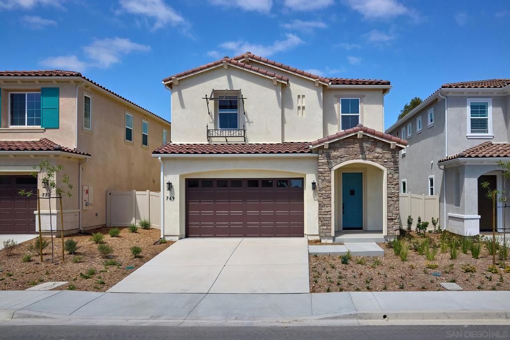769 Michael Ct, Vista, CA 92081 Main Photo