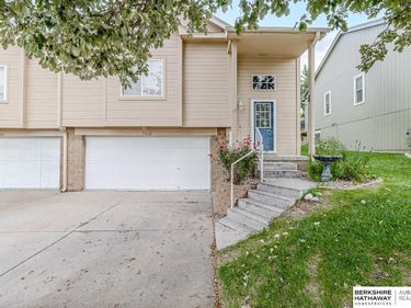 15128 Camden Avenue, Omaha, NE 68116