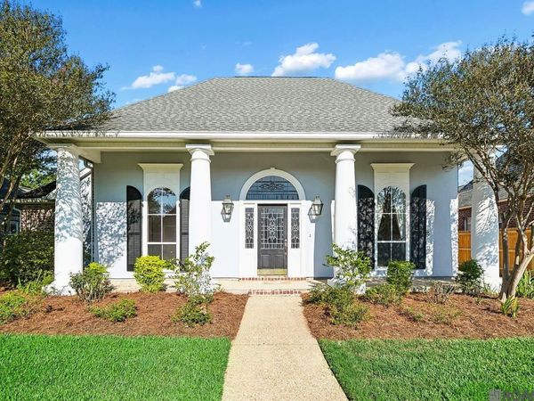 733 Troutbeck Dr, Baton Rouge, LA 70810