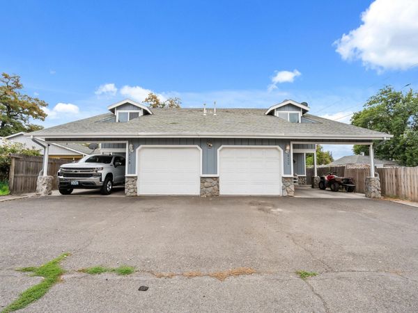 307 W Clark Street, Medford, OR 97501