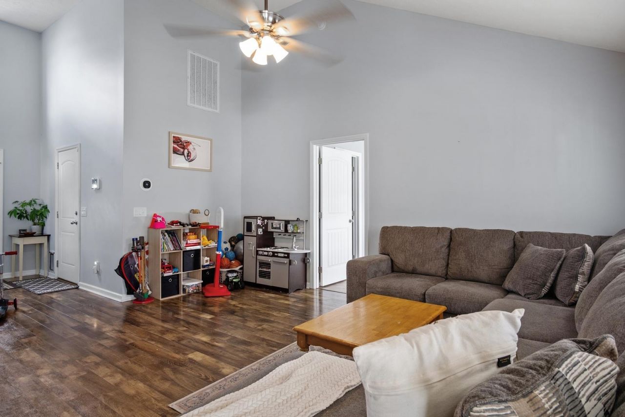 405 Beulah Circle Photo 11