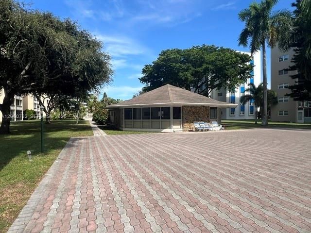 1000 NE 12th Ave, Unit 103, Hallandale Beach, FL 33009 Photo