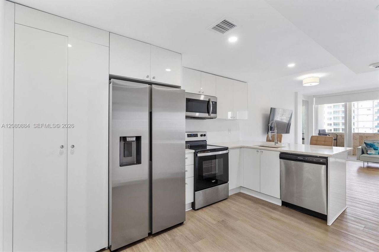 10275 Collins Ave, Unit PH 1502, Bal Harbour, FL 33154 Photo