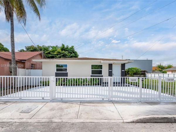 1028 NW 24th St, Miami, FL 33127