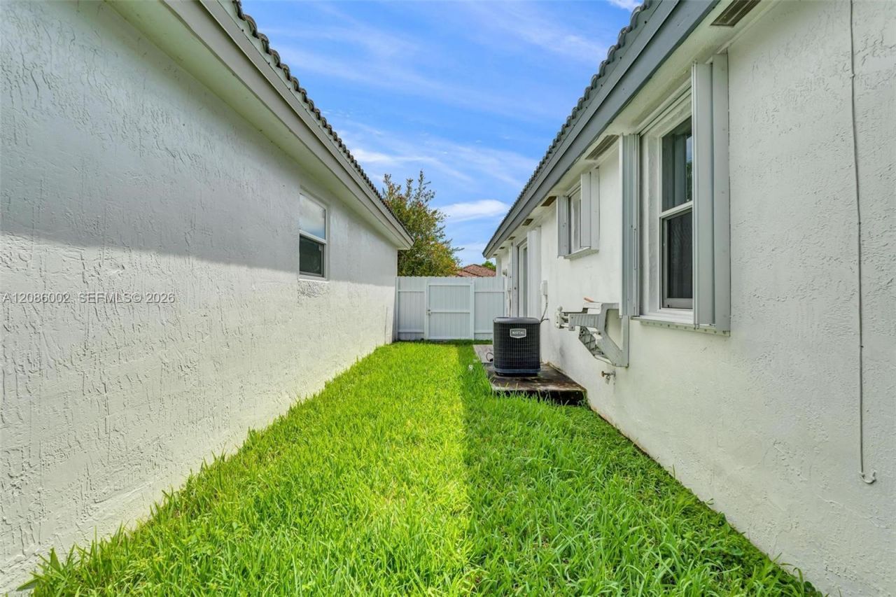 13936 SW 151st Ave, Miami, FL 33196 Photo