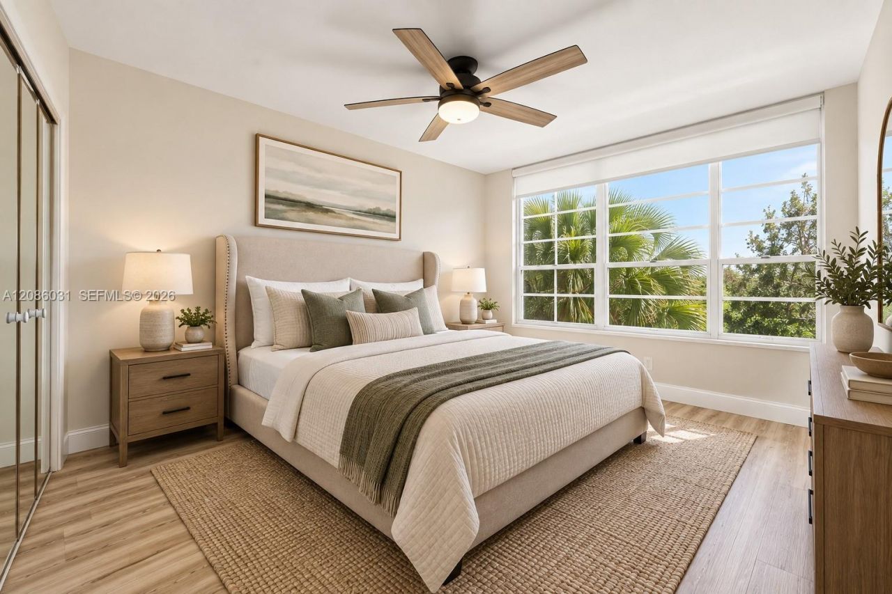 555 Oaks Ln, Unit 309, Pompano Beach, FL 33069 Photo