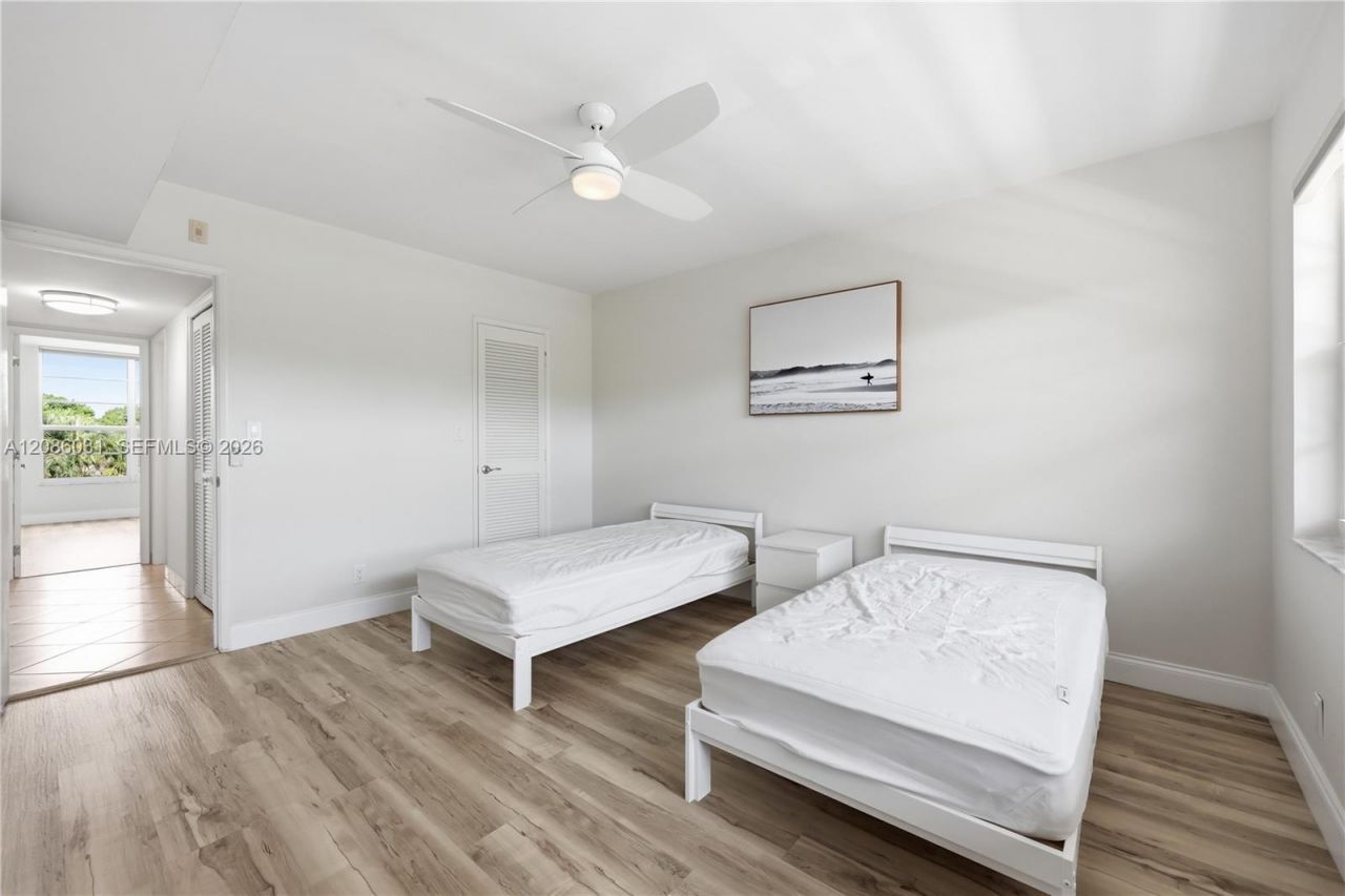 555 Oaks Ln, Unit 309, Pompano Beach, FL 33069 Photo