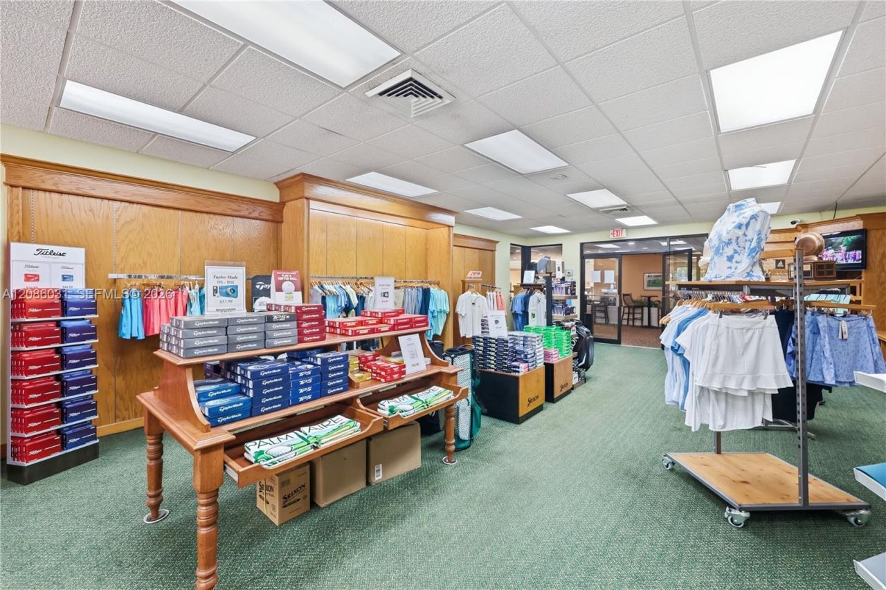 555 Oaks Ln, Unit 309, Pompano Beach, FL 33069 Photo