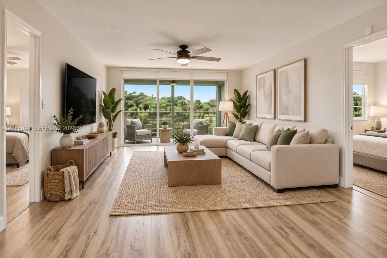 555 Oaks Ln, Unit 309, Pompano Beach, FL 33069 Photo