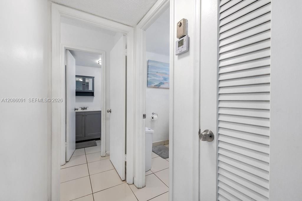 319 NE 14th Ave, Unit 106, Hallandale Beach, FL 33009 Photo