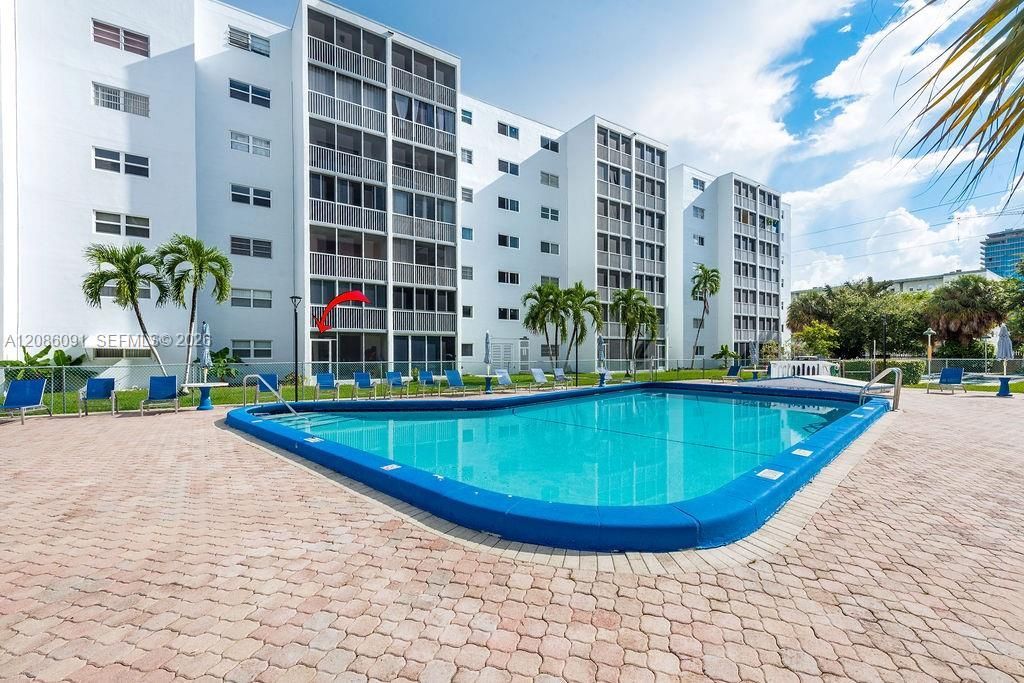 319 NE 14th Ave, Unit 106, Hallandale Beach, FL 33009 Photo