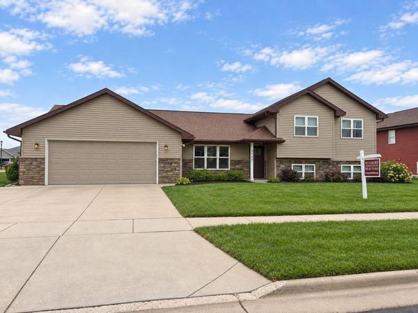 698 Prairie View Drive, Evansville, WI 53536