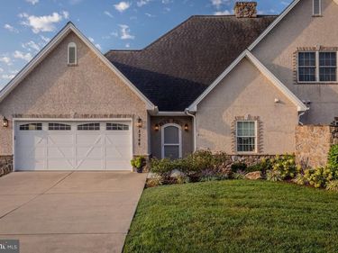 1744 HERITAGE ESTATES CIRCLE , HARRISONBURG, VA 22801