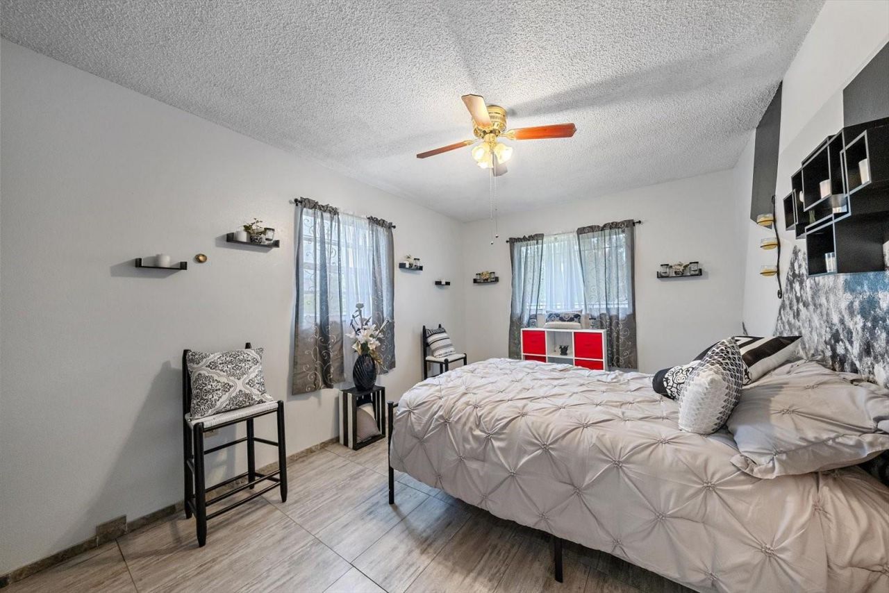 3419 29th Street Court E, Bradenton, FL 34208 Photo