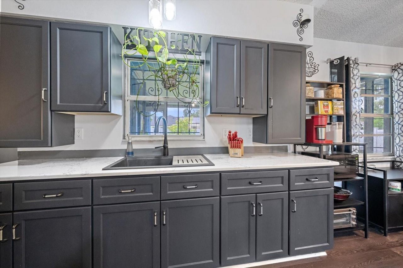 3419 29th Street Court E, Bradenton, FL 34208 Photo