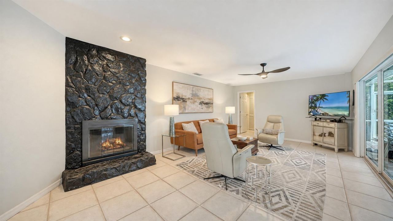 5211 Inverness Drive, Sarasota, FL 34243 Photo