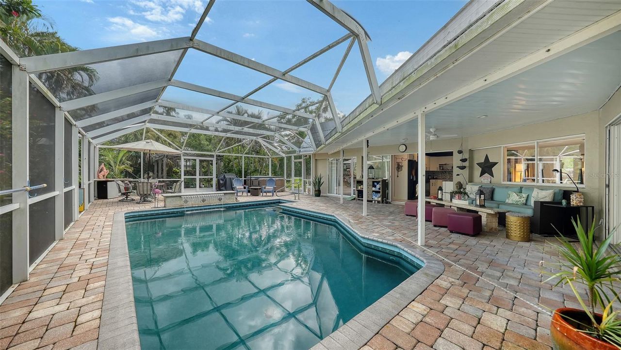 5211 Inverness Drive, Sarasota, FL 34243 Photo