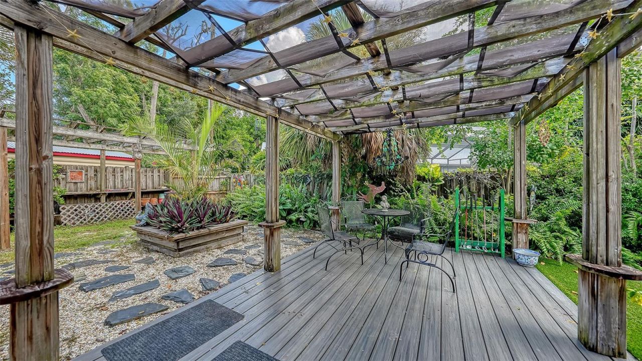 5211 Inverness Drive, Sarasota, FL 34243 Photo