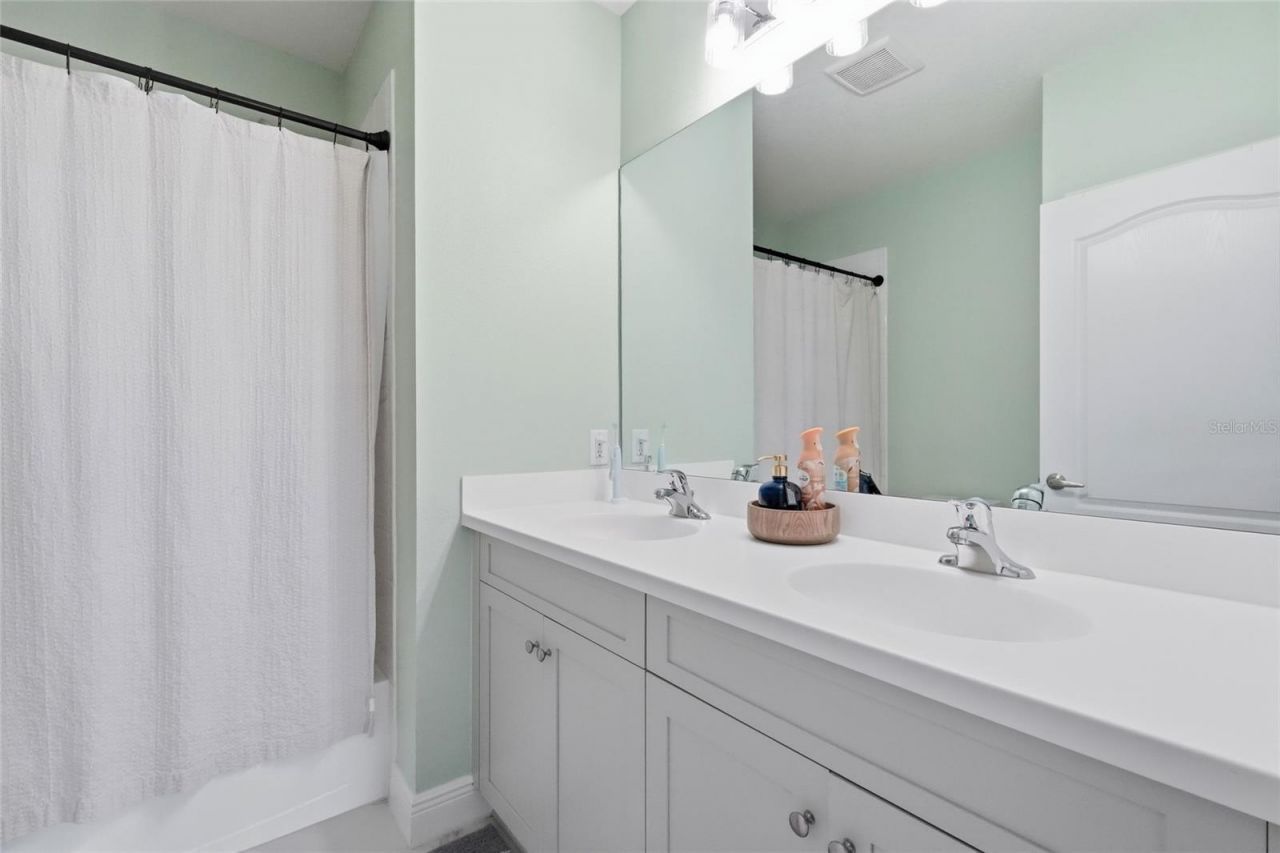 12927 Seasong Terrace, Bradenton, FL 34211 Photo