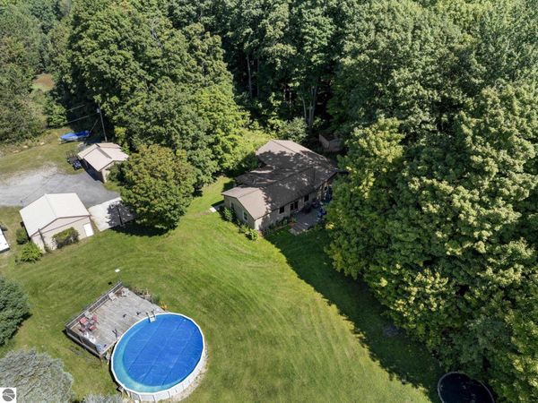 5275 Pierce Road, Kingsley, MI 49649