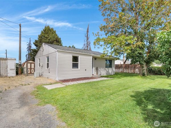 1212 W Concord Avenue , Moses Lake, WA 98837